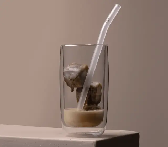 Velvet grip straw